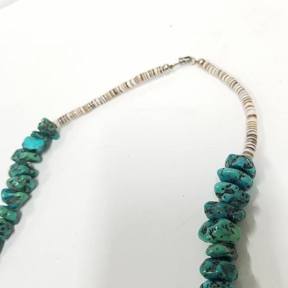 Stunning vintage Old Pawn Native American kingman Turquoise and Heishi Necklace - Picture 13 of 16